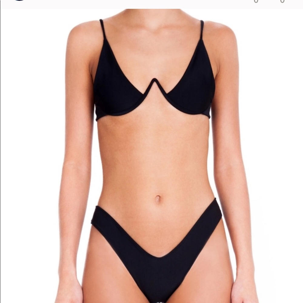 NWT Bamba Swim "Vino" Bikini Top, Black, L or XL